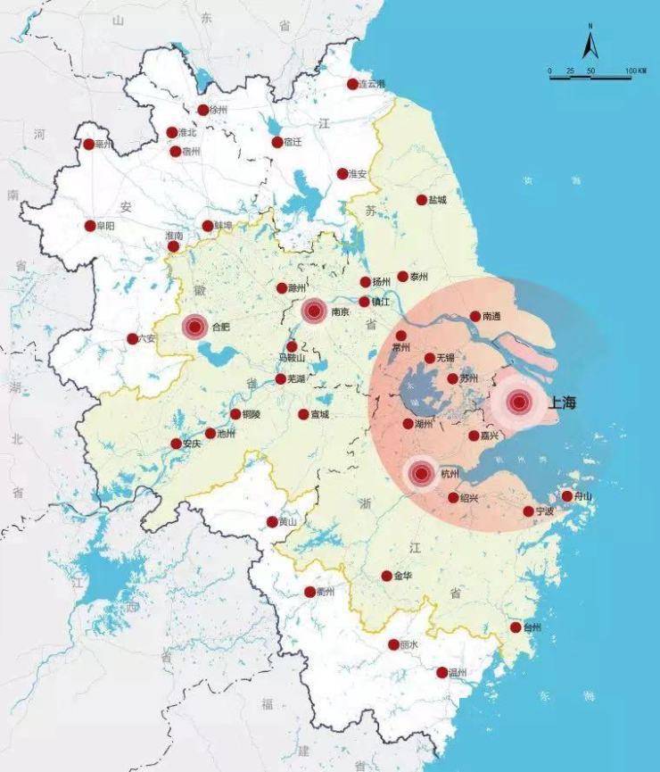 最新全国火车路线图，连接亿万人的交通脉络